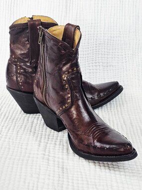 ✨Like New✨ Old Gringo Yippee Ki Yay Brown Leather Studded Ankle Boots Women's 8